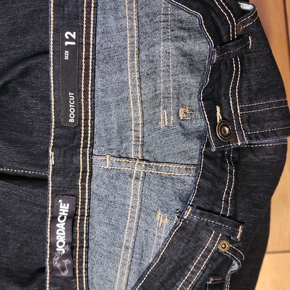 Jordache women's dark colored jeans - Picture 8 of 8